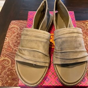 Tory Burch Suede Slingback Espadrille Sandals in wind  Size 9.5,  BNIB, MRSP$278